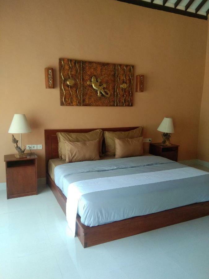 The Hamlet Hotel Kuta  Exterior photo